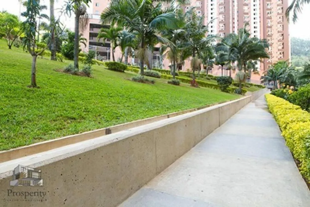 Comodo Apartamento Cerca Al Poblado Apartment Medellin