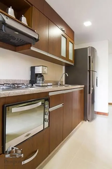 Comodo Apartamento Cerca Al Poblado Apartman Medellín